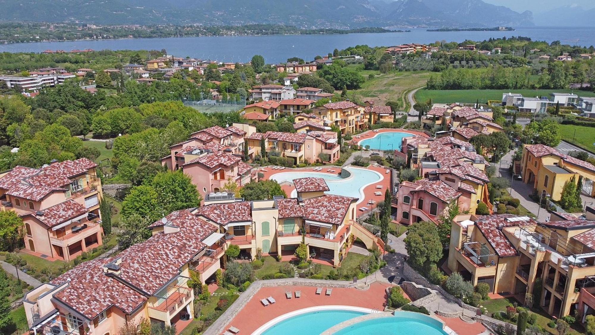 Borgo Del Torchio Apartments By Wonderful Italy Manerba del Garda Dış mekan fotoğraf