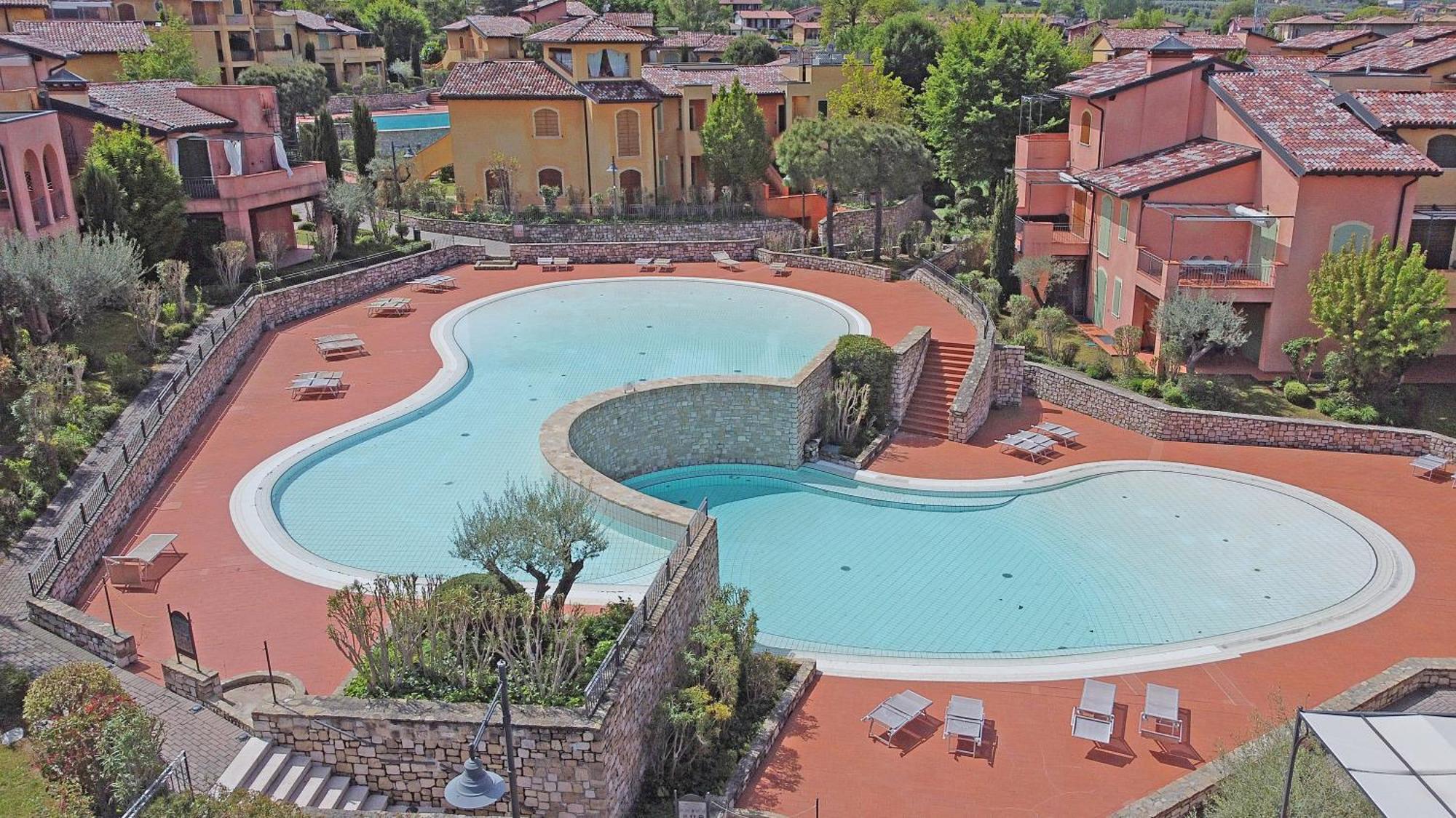 Borgo Del Torchio Apartments By Wonderful Italy Manerba del Garda Dış mekan fotoğraf