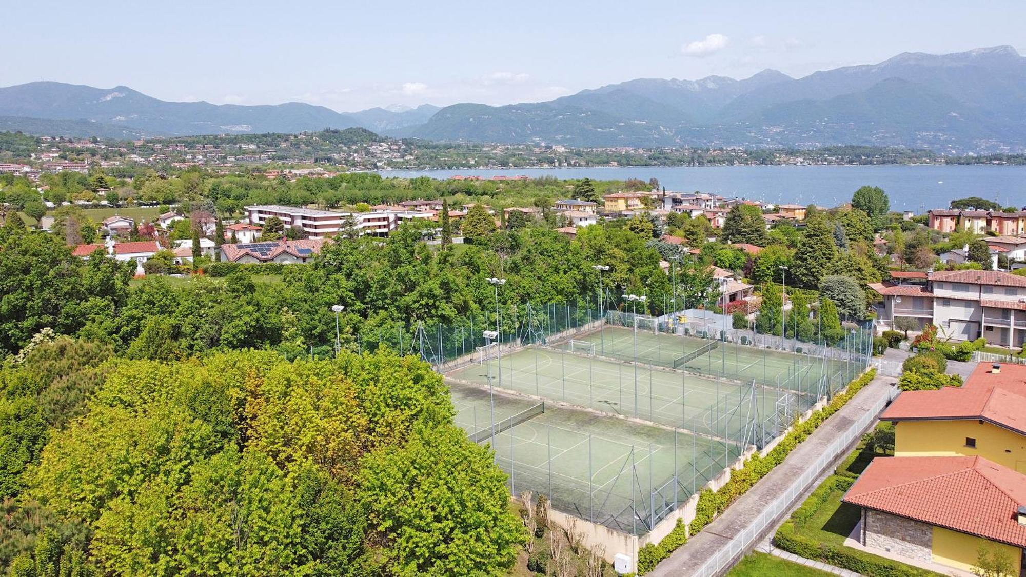 Borgo Del Torchio Apartments By Wonderful Italy Manerba del Garda Dış mekan fotoğraf